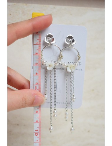 Boucles d'oreilles pour la mariée disponibles de suite.