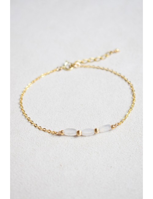 Bracelet de mariée Comète avec des pierres de Lune et chaine fine.