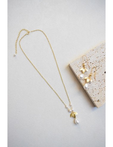 Collier de mariée Bohème avec chainette dorée, feuilles et perles