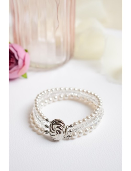Bracelet de mariage Denise, 3 rangs de perles et un fermoir ovale