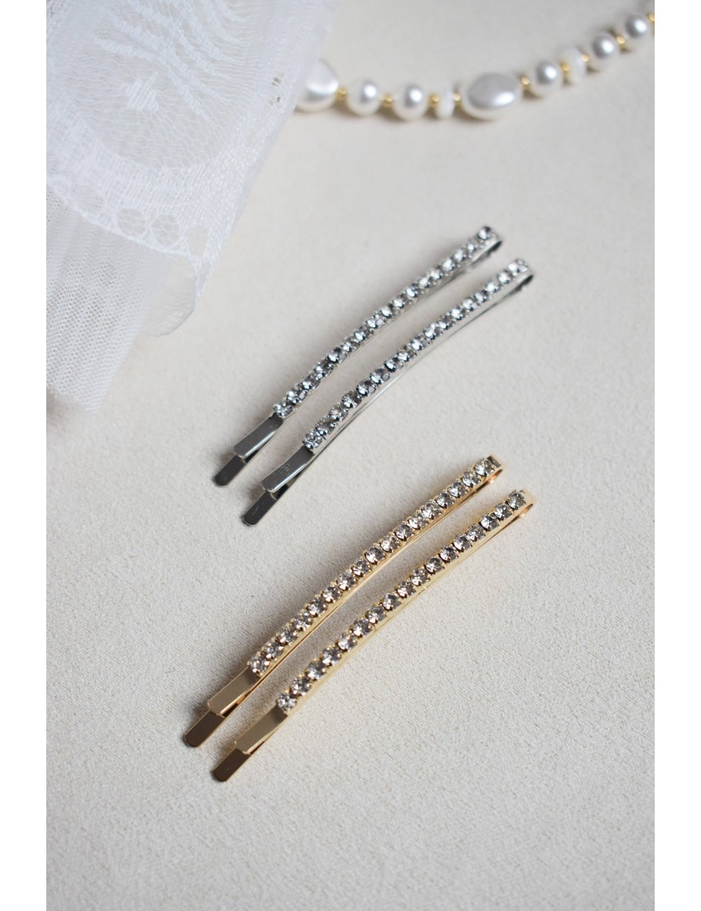 Lot de 2 pinces à cheveux pour la mariée argentées avec des strass