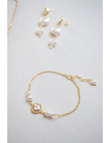 Bracelet pour la mariée modèle Evangeline, perles et strass sur chaine