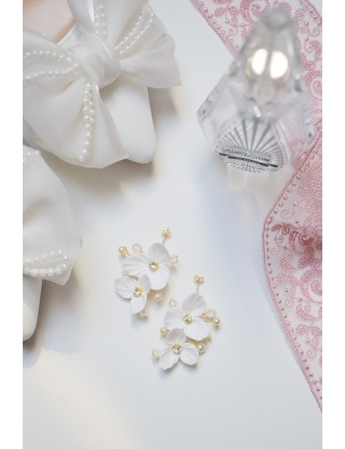 Boucles d'oreilles de mariée modèle Dulce en fleurs de porcelaine