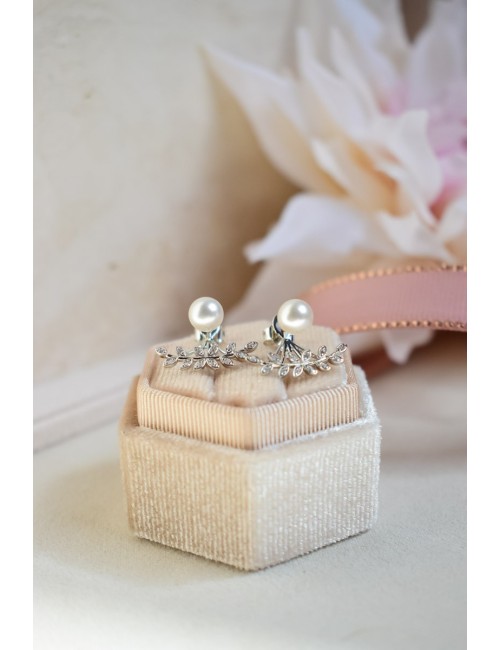 Boucles d'oreilles Thelma pour mariée avec perle devant et strass