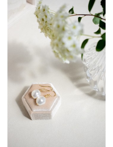 Boucles d'oreilles pour mariée avec crochets fleuris