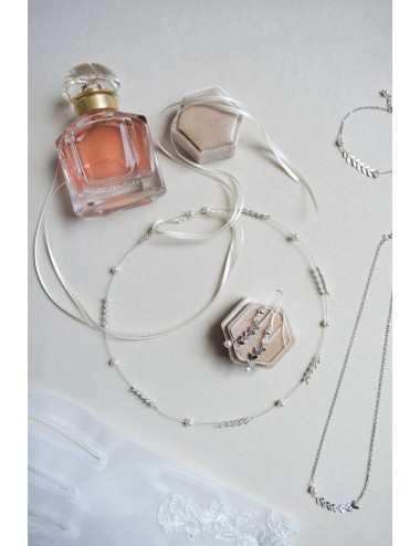 Heabdand cheveux pour la mariée de style bohème chic doré.