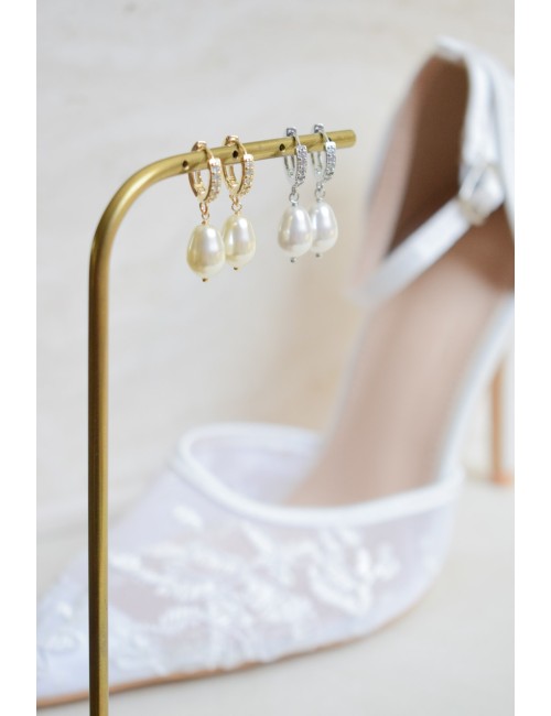 Petites créoles de mariage Poudrée, avec une perle goutte nacrée